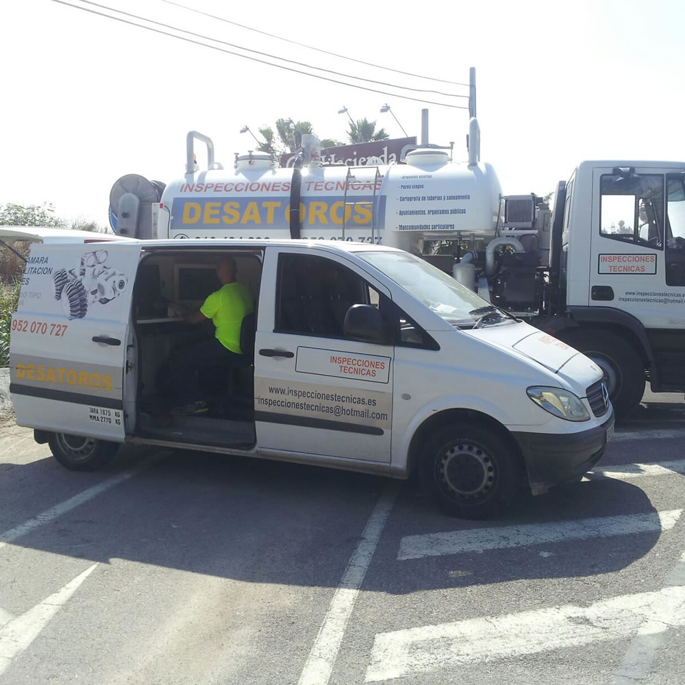 Desatoro de tubería en Málaga